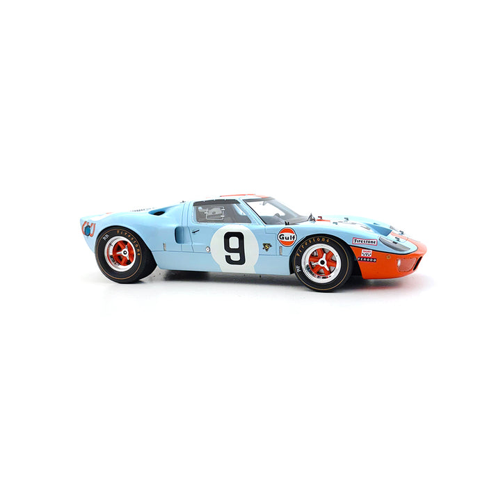 Spark 1/18 1968 Ford GT40 #9 Le Mans 18LM68