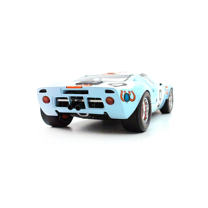 Spark 1/18 1968 Ford GT40 #9 Le Mans 18LM68