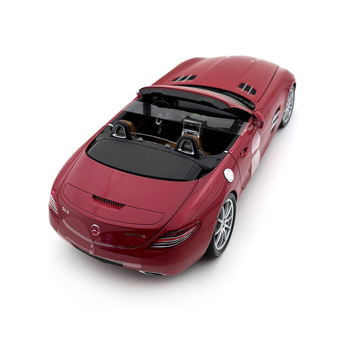 Minichamps 1/18 2011 Mercedes SLS AMG Roadster Red