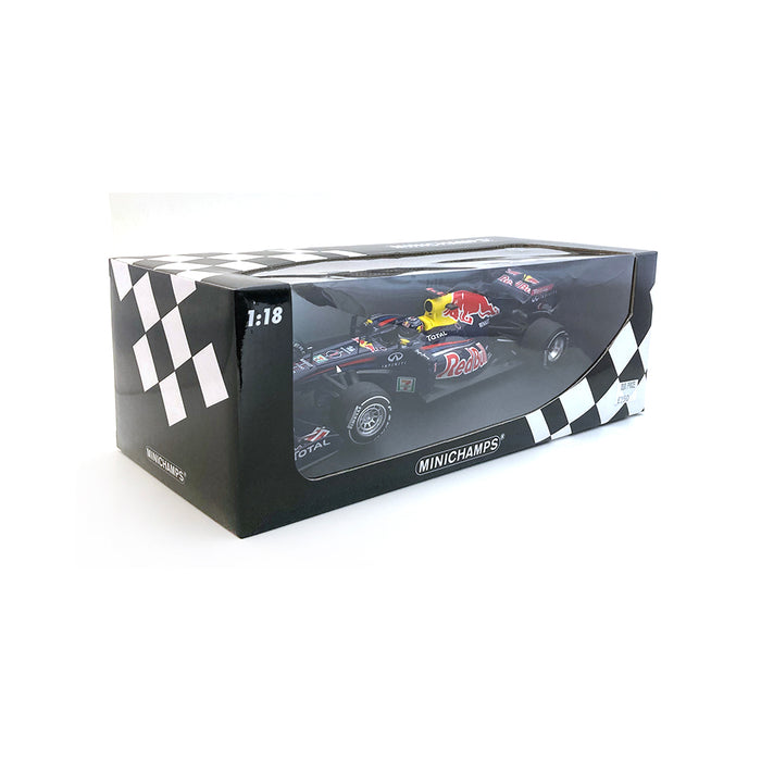 Minichamps 1/18 2011 Red Bull RB7 Vettel Japan 110110301