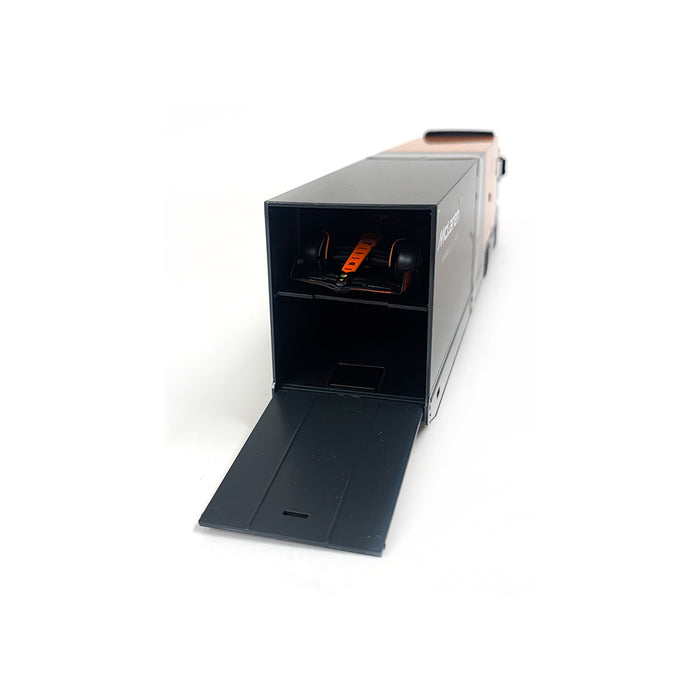 Burago 1/43 2024 McLaren Race Mercedes Transporter