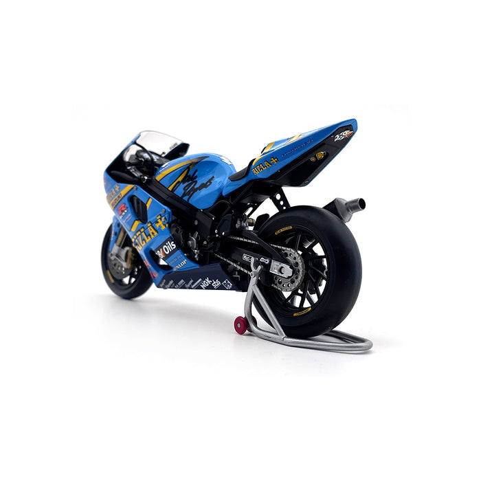 Minichamps 1/12 2004 Suzuki GSX-R1000 Reynolds Signed