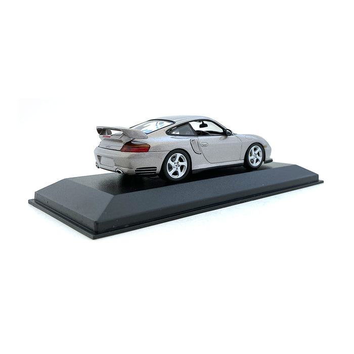 Minichamps 1/43 2001 Porsche 911 GT2 Grey 430060125