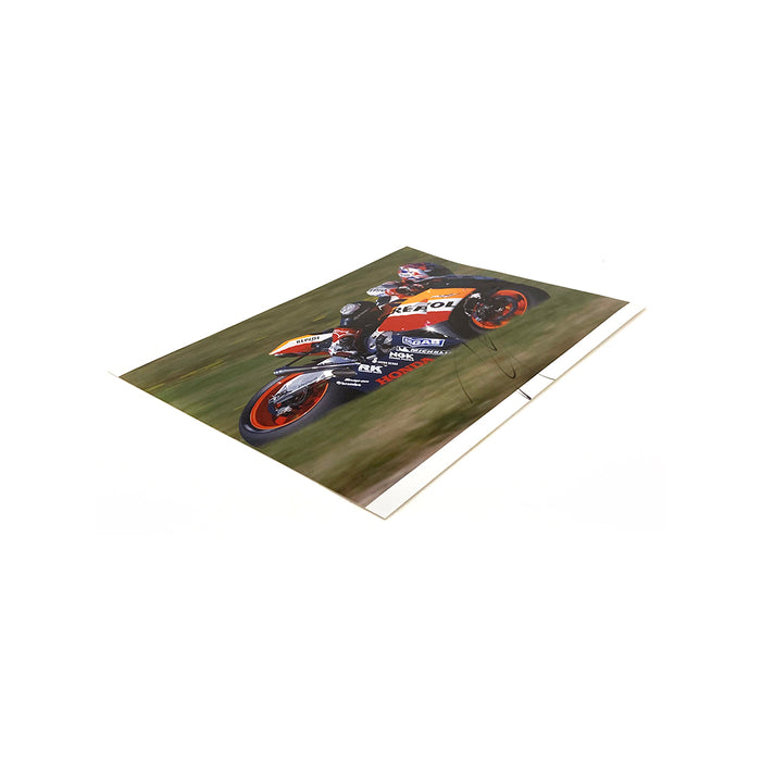 Nicky Hayden Signed photograph MEM355