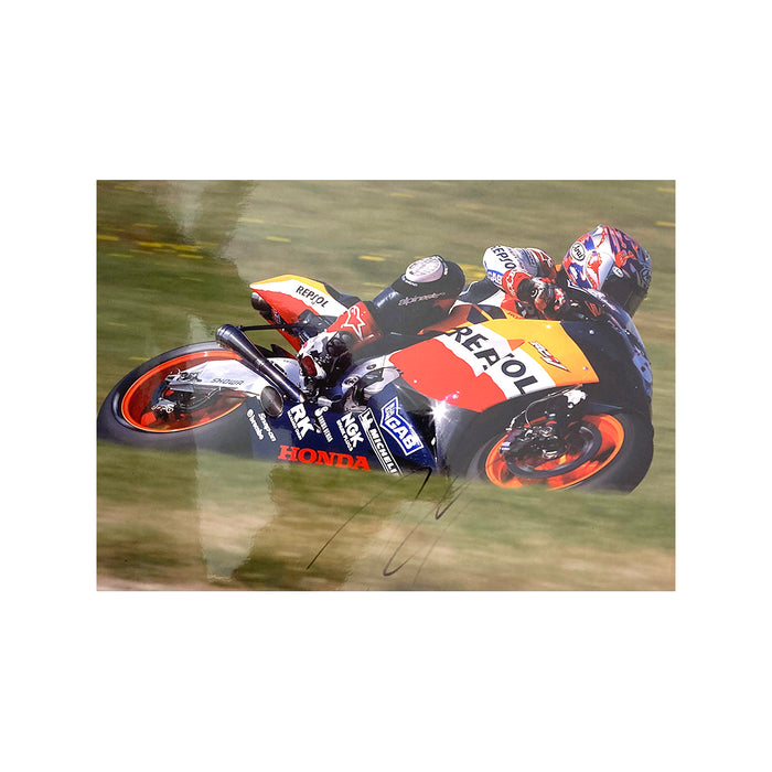 Nicky Hayden Signed photograph MEM355