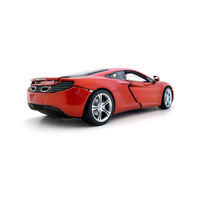 Minichamps 1/18 2011 McLaren MP4-12C Orange 110133020