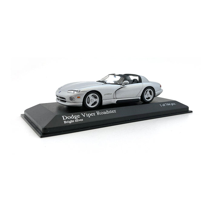 Minichamps 1/43 1993 Dodge Viper Silver 430144034